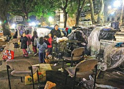 Indigentes viviendo en la calle